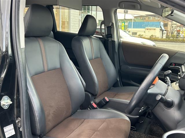 シエンタ ハイブリッドＧ　クエロ　９インチナビ　フルセグ　Ｂｌｕｅｔｏｏｔｈ　全方位カメラ　フリップダウンモニター　両側パワースライドドア　衝突被害軽減システム　レーンキープアシスト　ＥＴＣ　ＬＥＤヘッドライト　ドラレコ（24枚目）