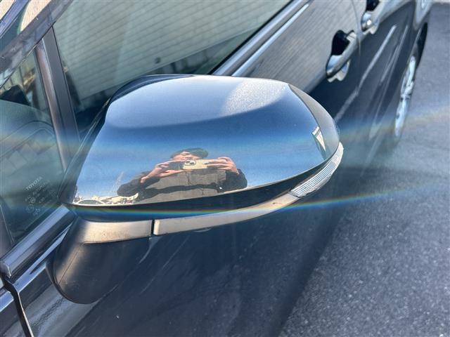 シエンタ ハイブリッドＧ　クエロ　９インチナビ　フルセグ　Ｂｌｕｅｔｏｏｔｈ　全方位カメラ　フリップダウンモニター　両側パワースライドドア　衝突被害軽減システム　レーンキープアシスト　ＥＴＣ　ＬＥＤヘッドライト　ドラレコ（33枚目）