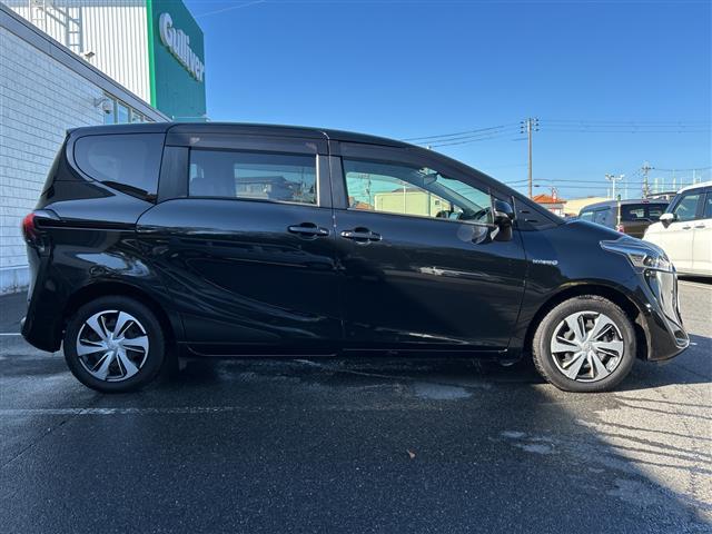 シエンタ ハイブリッドＧ　クエロ　９インチナビ　フルセグ　Ｂｌｕｅｔｏｏｔｈ　全方位カメラ　フリップダウンモニター　両側パワースライドドア　衝突被害軽減システム　レーンキープアシスト　ＥＴＣ　ＬＥＤヘッドライト　ドラレコ（36枚目）