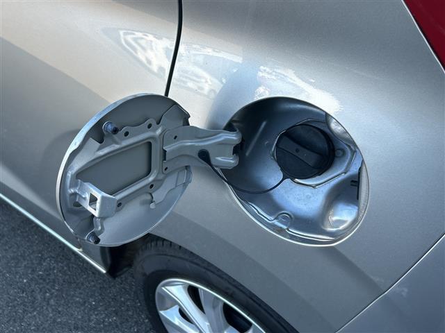 デイズ Ｘ　純正ナビ　衝突被害軽減システム　レーンキープアシスト　横滑り防止装置　盗難防止装置　コーナーセンサー　アイドリングストップ　ＥＴＣ　オートライト　純正フロアマット　純正アルミホイール　スペアキー（27枚目）