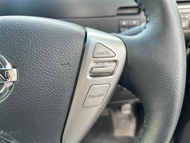 セレナ ハイウェイスター　Ｖセレ＋ＳａｆｔｙＩＩ　８インチナビ　フリップダウンモニター　全方位カメラ　フルセグ　両側パワースライドドア　Ｂｌｕｅｔｏｏｔｈ　衝突軽減システム　レーンキープアシスト　ＥＴＣ　ＬＥＤヘッドライト　フロアマット　スペアキー（9枚目）