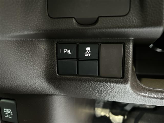 Ｎ－ＢＯＸ Ｌ　ディスプレイオーディオ　バックモニター　衝突被害軽減システム　レーダークルーズコントロール　レーンキープアシスト　片側パワースライドドア　シートヒーター　ＬＥＤヘッドライト　オートライト　スペアキー（11枚目）