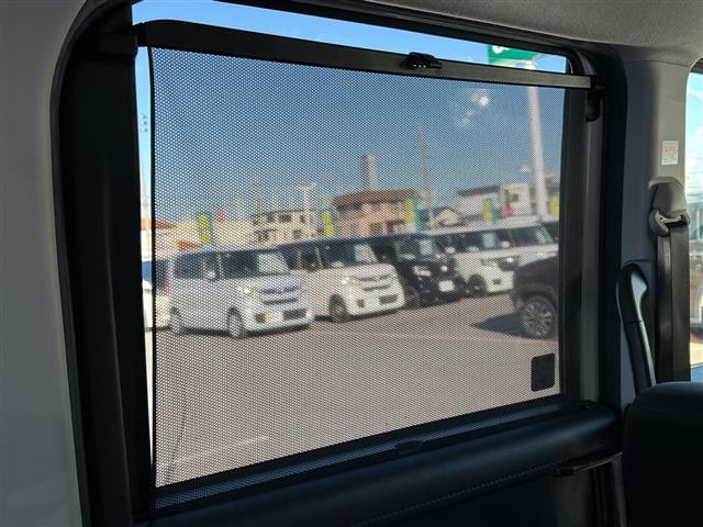 ルーミー Ｇ　Ｓ　７インチナビ　フリップダウンモニター　両側パワースライドドア　フルセグＴＶ　バックカメラ　Ｂｌｕｅｔｏｏｔｈ　スマートアシスト　衝突軽減システム　ＥＴＣ　フロアマット　オートライト　スマートキー（19枚目）