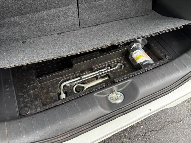 デイズルークス ＨＷＳ　Ｘ　Ｖセレクション　純正ナビ　フルセグ　Ｂｌｕｅｔｏｏｔｈ　ＤＶＤ　エマージェンシーブレーキ　ＨＩＤヘッドライト　ドライブレコーダー　ＥＴＣ　純正アルミホイール　オートライト　プッシュスタート　スマートキー（28枚目）