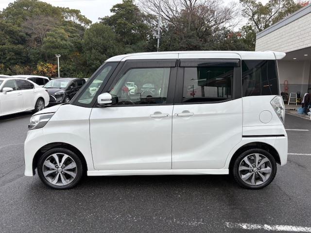 デイズルークス ＨＷＳ　Ｘ　Ｖセレクション　純正ナビ　フルセグ　Ｂｌｕｅｔｏｏｔｈ　ＤＶＤ　エマージェンシーブレーキ　ＨＩＤヘッドライト　ドライブレコーダー　ＥＴＣ　純正アルミホイール　オートライト　プッシュスタート　スマートキー（37枚目）