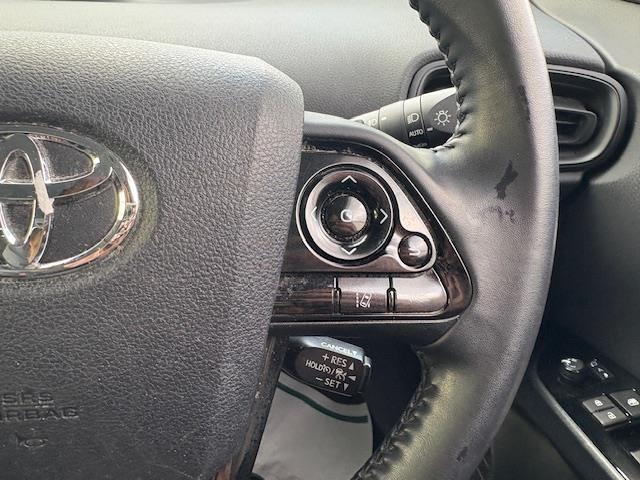 プリウス ＳセーフティプラスＩＩ　ナビ　フルセグ　Ｂｌｕｅｔｏｏｔｈ　バックカメラ　レーダークルーズコントロール　ブラインドスポットモニター　ＡＣ１００Ｖ　前後ドラレコ　スマートキー　マット　バイザー　ＬＥＤヘッドライト（11枚目）