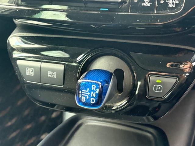 プリウス ＳセーフティプラスＩＩ　ナビ　フルセグ　Ｂｌｕｅｔｏｏｔｈ　バックカメラ　レーダークルーズコントロール　ブラインドスポットモニター　ＡＣ１００Ｖ　前後ドラレコ　スマートキー　マット　バイザー　ＬＥＤヘッドライト（16枚目）