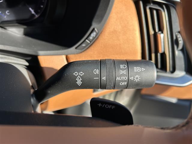 ������тm���C�P���̃K���o�[�����炱���ł��鍂������I���Q�O�Q�O�N�P���@�i���j���{�\����������������ׁi�������ÎԔ���s��̑�蔃����Ǝ҂�ΏۂƂ����u���Î����Ԕ���䐔�m���D�P�����v���j