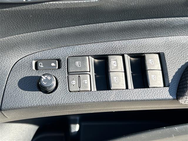 �X���̔������Ă���܂��̂ŁA��ɍ݌ɂ������Ȃ��Ă��܂����Ƃ��������܂��B�C�ɂȂ�Ԃ͂܂��͂��₢���킹���������I