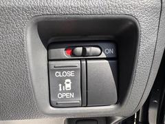 ����¦�ѥ���饤�ɥɥ��۾����ʤ��Ҥ��ޤǤ�ܥ����ĤǾ��ߤ�饯�饯�Ǥ���ξ��˲�ʪ�������Ƥ�����֤Ǥ�ܥ���򲡤��м�ư�ǳ��Ĥ���Τǡ����㤤ʪ�䤪�Ф����κݤˤϤȤäƤ�������ޤ��� 6