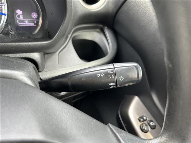 スペーシアカスタムＺ ベースグレード　ナビＴＶ　純正１４インチＡＷ　Ｂｌｕｅｔｏｏｔｈ　ＥＴＣ　全方位カメラ　ドラレコ　ＬＥＤフォグランプ　Ｄ席シートヒーター　両側パワスラ　フルエアロ　アイドリングストップ　プッシュスタート　禁煙車（13枚目）