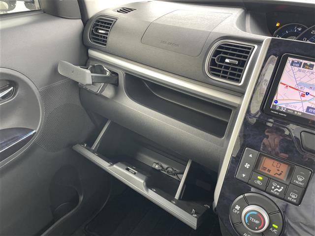 タント カスタムＸ　トップエディションＳＡＩＩＩ　純正ナビ／フルセグＴＶ／Ｂｌｕｅｔｏｏｔｈ／ＤＶＤ再生／Ｂカメラ／パワースライドドア／スマートキー／シートヒーター／ドライブレコーダー／アイドリングストップ／ＬＥＤオートライト／スマートアシスト（11枚目）