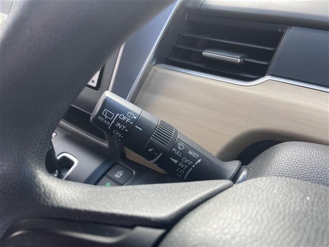 フリード Ｇ・ホンダセンシング　純正７インチナビ／フルセグＴＶ／Ｂｌｕｅｔｏｏｔｈ／ＤＶＤ再生／バックカメラ／両側パワースライドドア／スマートキー／レーダークルーズコントロール／レーンキープアシスト／ビルトインＥＴＣ（14枚目）