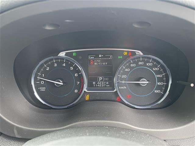 フォレスター Ｓ－リミテッド　４ＷＤ／ワンオーナー／社外７インチナビ／フルセグＴＶ／Ｂｌｕｅｔｏｏｔｈ／ＤＶＤ再生／ＥＴＣ／バックカメラ／運転席助手席パワーシート／全席シートヒーター／ＬＥＤオートライト／フォグライト／アイサイト（12枚目）