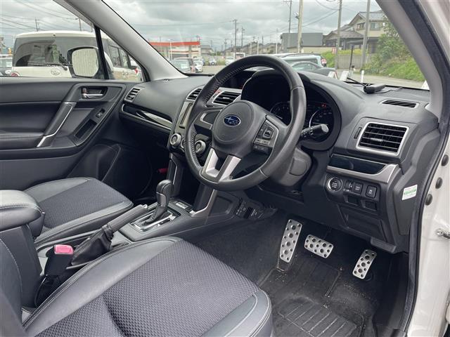 フォレスター Ｓ－リミテッド　４ＷＤ／ワンオーナー／社外７インチナビ／フルセグＴＶ／Ｂｌｕｅｔｏｏｔｈ／ＤＶＤ再生／ＥＴＣ／バックカメラ／運転席助手席パワーシート／全席シートヒーター／ＬＥＤオートライト／フォグライト／アイサイト（20枚目）