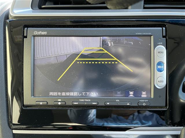フィット 13G・Lパッケージ 4WD/ワンオーナー/純正7インチナビ/ワンセグTV/Bluetooth/DVD再生/バックカメラ/ドライブレコーダー/LEDオートライト/ETC/ステアリングスイッチ/ホイール付冬タイヤ4本別に有(2枚目)