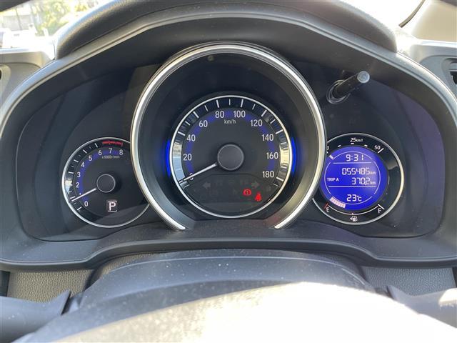 フィット 13G・Lパッケージ 4WD/ワンオーナー/純正7インチナビ/ワンセグTV/Bluetooth/DVD再生/バックカメラ/ドライブレコーダー/LEDオートライト/ETC/ステアリングスイッチ/ホイール付冬タイヤ4本別に有(5枚目)