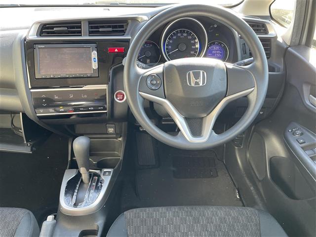 フィット 13G・Lパッケージ 4WD/ワンオーナー/純正7インチナビ/ワンセグTV/Bluetooth/DVD再生/バックカメラ/ドライブレコーダー/LEDオートライト/ETC/ステアリングスイッチ/ホイール付冬タイヤ4本別に有(13枚目)