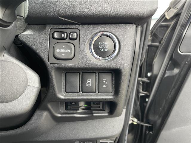 ハイエースワゴン GL 4WD/ワンオーナー/ALPINE製フローティング9インチナビTV/ダブルゾーン/ALPINE製フリップダウンモニター両側パワースライドドア:社外AW付冬タイヤ4本積込/ビルトインETC(12枚目)