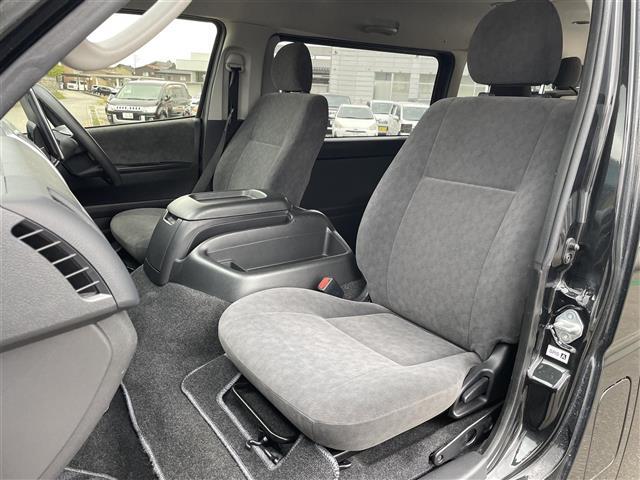 ハイエースワゴン GL 4WD/ワンオーナー/ALPINE製フローティング9インチナビTV/ダブルゾーン/ALPINE製フリップダウンモニター両側パワースライドドア:社外AW付冬タイヤ4本積込/ビルトインETC(16枚目)
