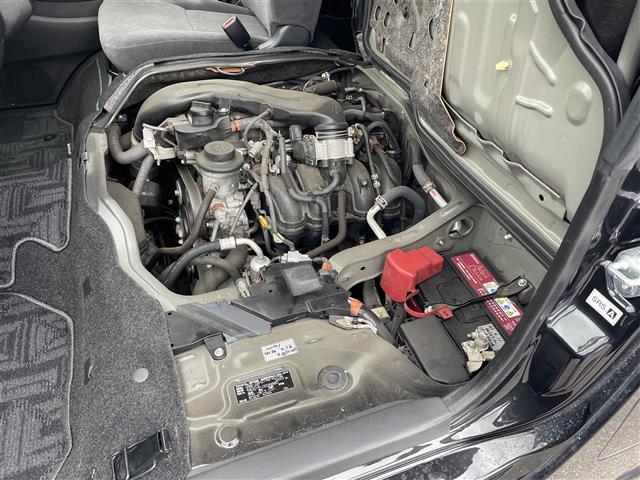 ハイエースワゴン GL 4WD/ワンオーナー/ALPINE製フローティング9インチナビTV/ダブルゾーン/ALPINE製フリップダウンモニター両側パワースライドドア:社外AW付冬タイヤ4本積込/ビルトインETC(38枚目)