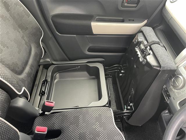 ハスラー G 4WD/メモリナビ/フルセグTV/DVD再生/Bluetooth/前席シートヒーター/アイドリングストップ/デュアルカメラブレーキサポート/プッシュスタート/スマートキー/ヒルディセントコントロール(15枚目)