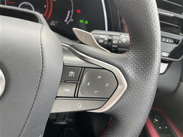 RX RX350 Fスポーツ パノラミックビューモニター/赤レザーシート/メーカーナビ/フルセグTV/Bluetooth/レーダークルコン/ブラインドスポットモニター/パワーバックドア/全席シートヒータ/全席エアシート/(8枚目)