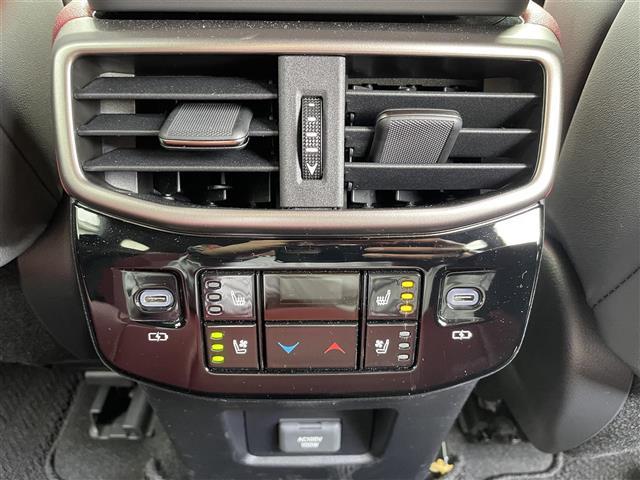 RX RX350 Fスポーツ パノラミックビューモニター/赤レザーシート/メーカーナビ/フルセグTV/Bluetooth/レーダークルコン/ブラインドスポットモニター/パワーバックドア/全席シートヒータ/全席エアシート/(12枚目)