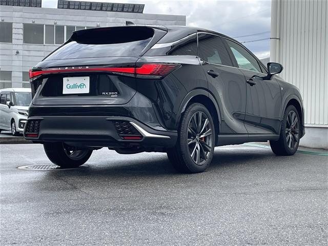 RX RX350 Fスポーツ パノラミックビューモニター/赤レザーシート/メーカーナビ/フルセグTV/Bluetooth/レーダークルコン/ブラインドスポットモニター/パワーバックドア/全席シートヒータ/全席エアシート/(31枚目)