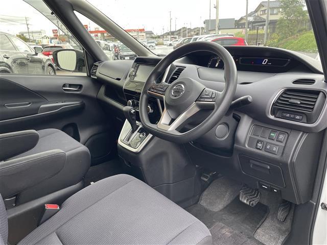 セレナ 　純正７インチナビ／フルセグＴＶ／Ｂｌｕｅｔｏｏｔｈ／ＤＶＤ再生／ミュージックサーバー／ＥＴＣ／ドライブレコーダー／クルーズコントロール／両側パワースライドドア／ＬＥＤヘッドライト／（17枚目）