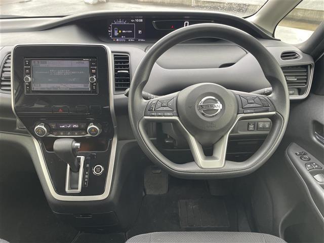 セレナ 　純正７インチナビ／フルセグＴＶ／Ｂｌｕｅｔｏｏｔｈ／ＤＶＤ再生／ミュージックサーバー／ＥＴＣ／ドライブレコーダー／クルーズコントロール／両側パワースライドドア／ＬＥＤヘッドライト／（41枚目）