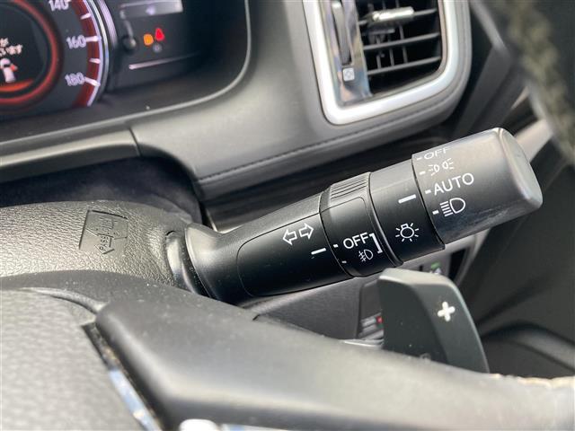 オデッセイ アブソルート　ホンダセンシング　純正ナビ　両側パワースライドドア　バックカメラ　ビルトインＥＴＣ２．０　クルコン　ホンダセンシング　ＬＥＤヘッドランプ　オートライト　革巻きステアリング　運転席パワーシート　純正１７インチＡＷ　禁煙車（18枚目）