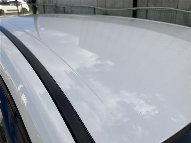 オデッセイ アブソルート　ホンダセンシング　純正ナビ　両側パワースライドドア　バックカメラ　ビルトインＥＴＣ２．０　クルコン　ホンダセンシング　ＬＥＤヘッドランプ　オートライト　革巻きステアリング　運転席パワーシート　純正１７インチＡＷ　禁煙車（33枚目）