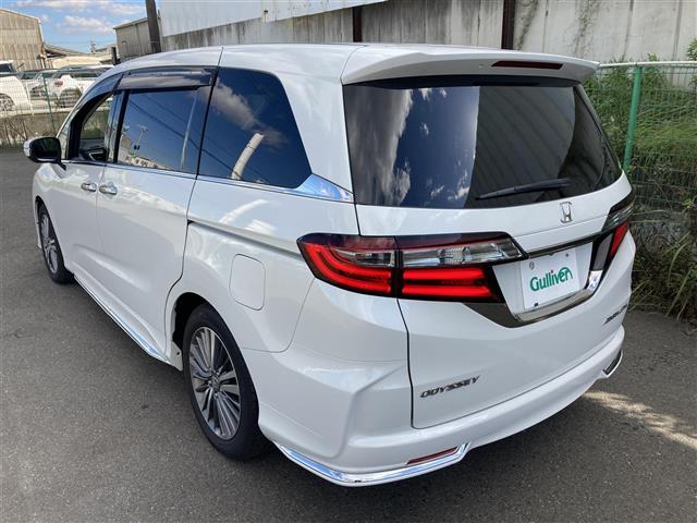 オデッセイ アブソルート　ホンダセンシング　純正ナビ　両側パワースライドドア　バックカメラ　ビルトインＥＴＣ２．０　クルコン　ホンダセンシング　ＬＥＤヘッドランプ　オートライト　革巻きステアリング　運転席パワーシート　純正１７インチＡＷ　禁煙車（40枚目）