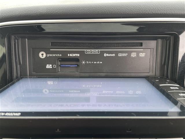 アウトランダーPHEV サンルーフ/4WD/マルチアラウンドモニター/7インチナビ/フルセグTV/Bluetooth/DVD再生/ハーフレザーシート/運転席助手席シートヒーター/ETC/コーナーセンサー/レーダークルコン(7枚目)