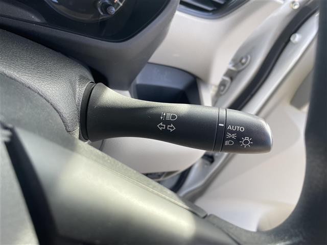 ルークス X ワンオーナー/アラウンドビューモニター/純正9インチナビ/フルセグTV/Bluetooth/DVD再生/ETC/両側自動ドア/衝突軽減ブレーキ/ハイビームアシスト/前後ドライブレコーダーステアスイッチ(8枚目)