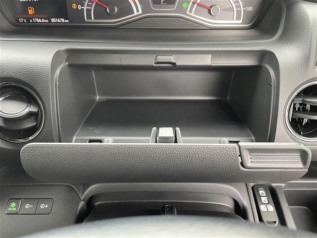 N-BOXカスタム G・EXターボホンダセンシング 純正8インチナビ/フルセグTV/Bluetooth/DVD再生/Bカメラ/両側パワースライドドア/前後ドライブレコーダー/ハーフレザーシート/ビルトインETC/レーダークルコン/レーンキープ(12枚目)