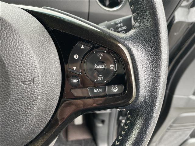 N-BOXカスタム G・EXターボホンダセンシング 純正8インチナビ/フルセグTV/Bluetooth/DVD再生/Bカメラ/両側パワースライドドア/前後ドライブレコーダー/ハーフレザーシート/ビルトインETC/レーダークルコン/レーンキープ(16枚目)