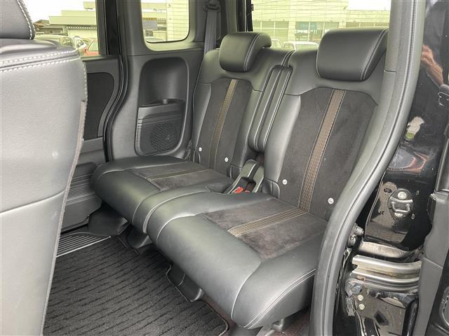 N-BOXカスタム G・EXターボホンダセンシング 純正8インチナビ/フルセグTV/Bluetooth/DVD再生/Bカメラ/両側パワースライドドア/前後ドライブレコーダー/ハーフレザーシート/ビルトインETC/レーダークルコン/レーンキープ(23枚目)