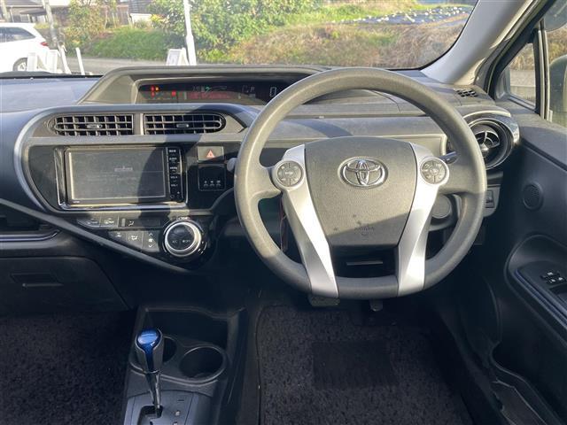 アクア S ナビフルセグTVバックカメラ冬タイヤ4本有(8枚目)