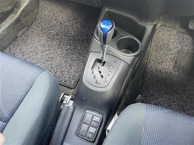 アクア S ナビフルセグTVバックカメラ冬タイヤ4本有(14枚目)