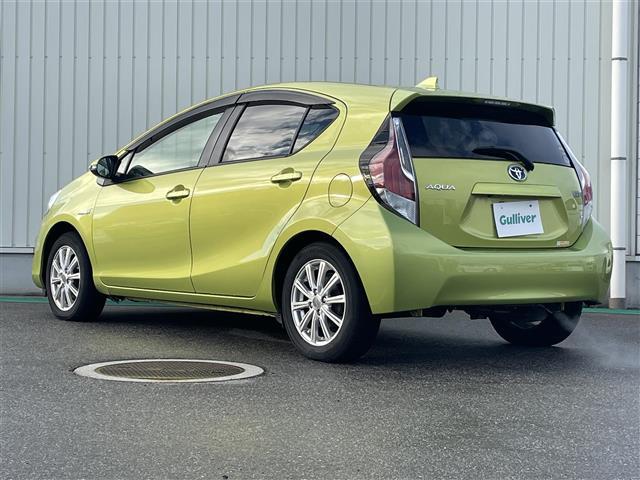 アクア S ナビフルセグTVバックカメラ冬タイヤ4本有(24枚目)