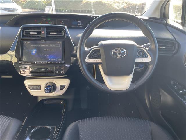 プリウス Sセーフティプラス サンルーフ/モデリスタ風フルエアロ/ALPINE製8インチナビ/フルセグTV/Bluetooth/DVD再生/レーダークルーズコントロール/レーンキープアシスト/ビルトインETC(16枚目)