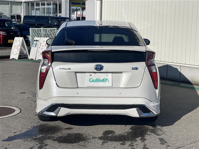 プリウス Sセーフティプラス サンルーフ/モデリスタ風フルエアロ/ALPINE製8インチナビ/フルセグTV/Bluetooth/DVD再生/レーダークルーズコントロール/レーンキープアシスト/ビルトインETC(33枚目)