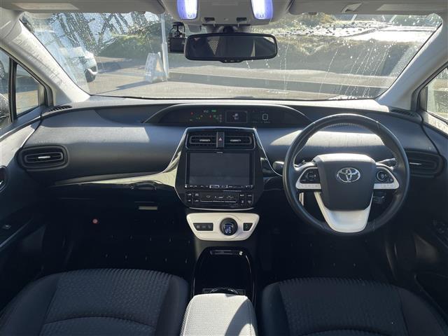 プリウス Sセーフティプラス サンルーフ/モデリスタ風フルエアロ/ALPINE製8インチナビ/フルセグTV/Bluetooth/DVD再生/レーダークルーズコントロール/レーンキープアシスト/ビルトインETC(42枚目)