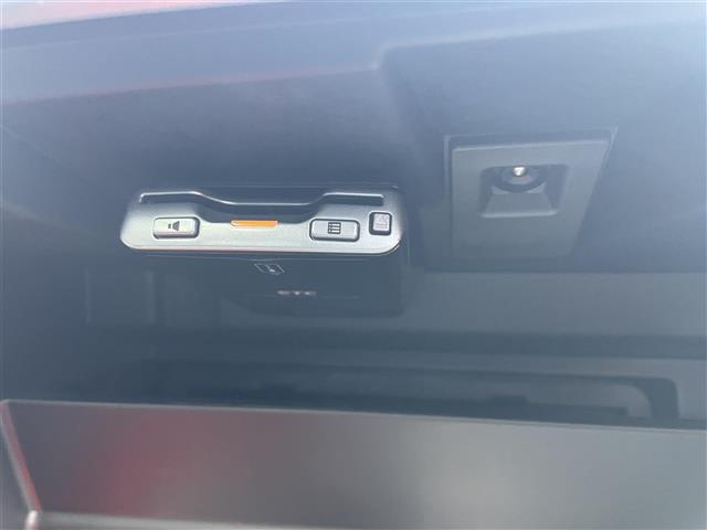 インプレッサスポーツ 2.0i-Lアイサイト 社外ナビTV/Bluetooth/バックカメラ/スマートキー/プッシュスタートエンジン/レーダークルーズコントロール/レーンキープアシスト/ブラインドスポットモニター/パドルシフト/電動パーキング(12枚目)