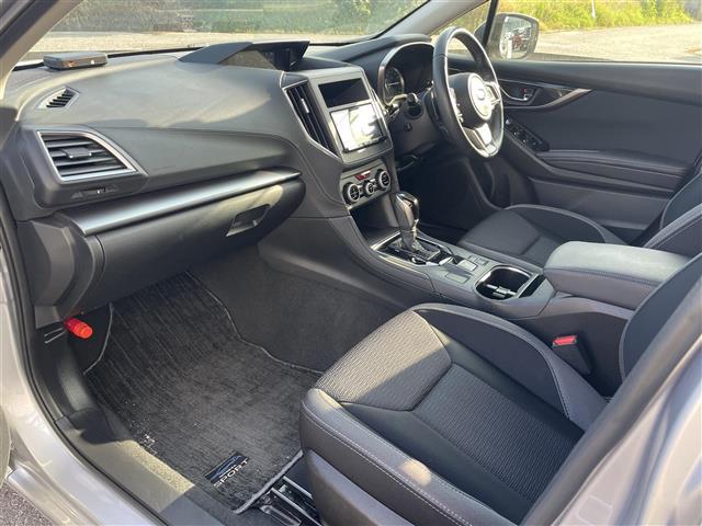 インプレッサスポーツ 2.0i-Lアイサイト 社外ナビTV/Bluetooth/バックカメラ/スマートキー/プッシュスタートエンジン/レーダークルーズコントロール/レーンキープアシスト/ブラインドスポットモニター/パドルシフト/電動パーキング(17枚目)