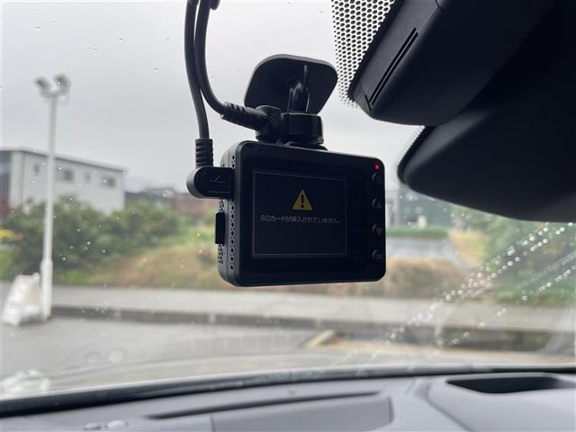 NX NX450h+ Fスポーツ 4WD/パノラミックビューモニター/ブラックレザー/メーカーナビ/フルセグTV/Bluetooth/DVD再生/レクサスセーフティシステム/クリアランスソナー/前後ドライブレコーダー/ビルトイン2.0(13枚目)