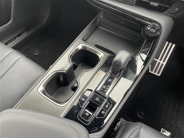 NX NX450h+ Fスポーツ 4WD/パノラミックビューモニター/ブラックレザー/メーカーナビ/フルセグTV/Bluetooth/DVD再生/レクサスセーフティシステム/クリアランスソナー/前後ドライブレコーダー/ビルトイン2.0(19枚目)