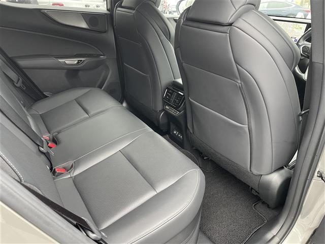 NX NX450h+ Fスポーツ 4WD/パノラミックビューモニター/ブラックレザー/メーカーナビ/フルセグTV/Bluetooth/DVD再生/レクサスセーフティシステム/クリアランスソナー/前後ドライブレコーダー/ビルトイン2.0(25枚目)